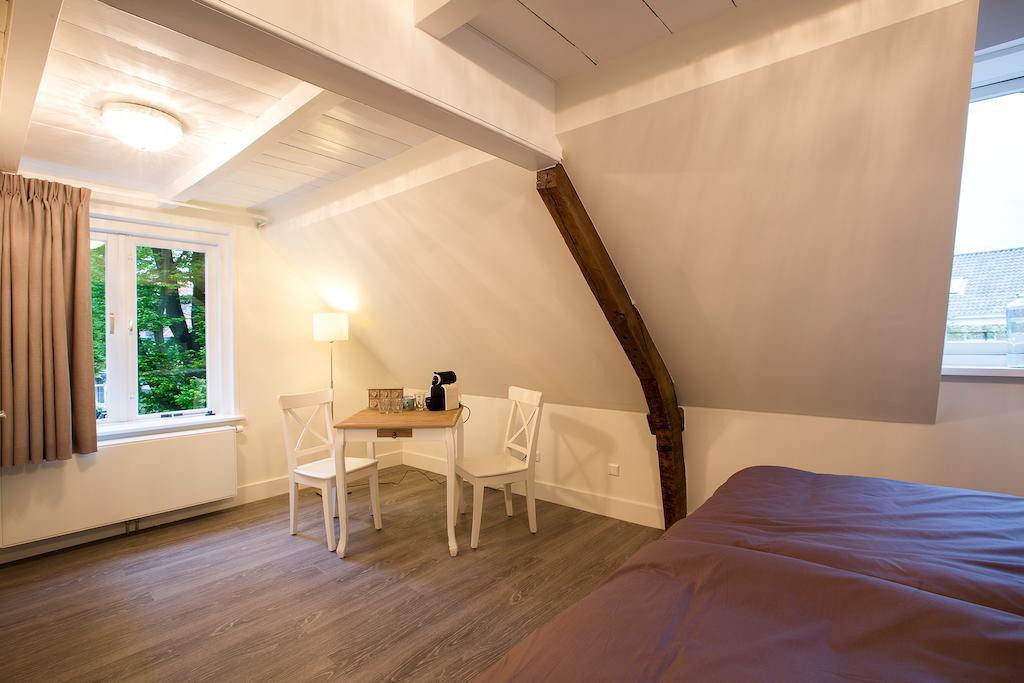Bed & Breakfast De Vier Seizoenen 리쎄 객실 사진